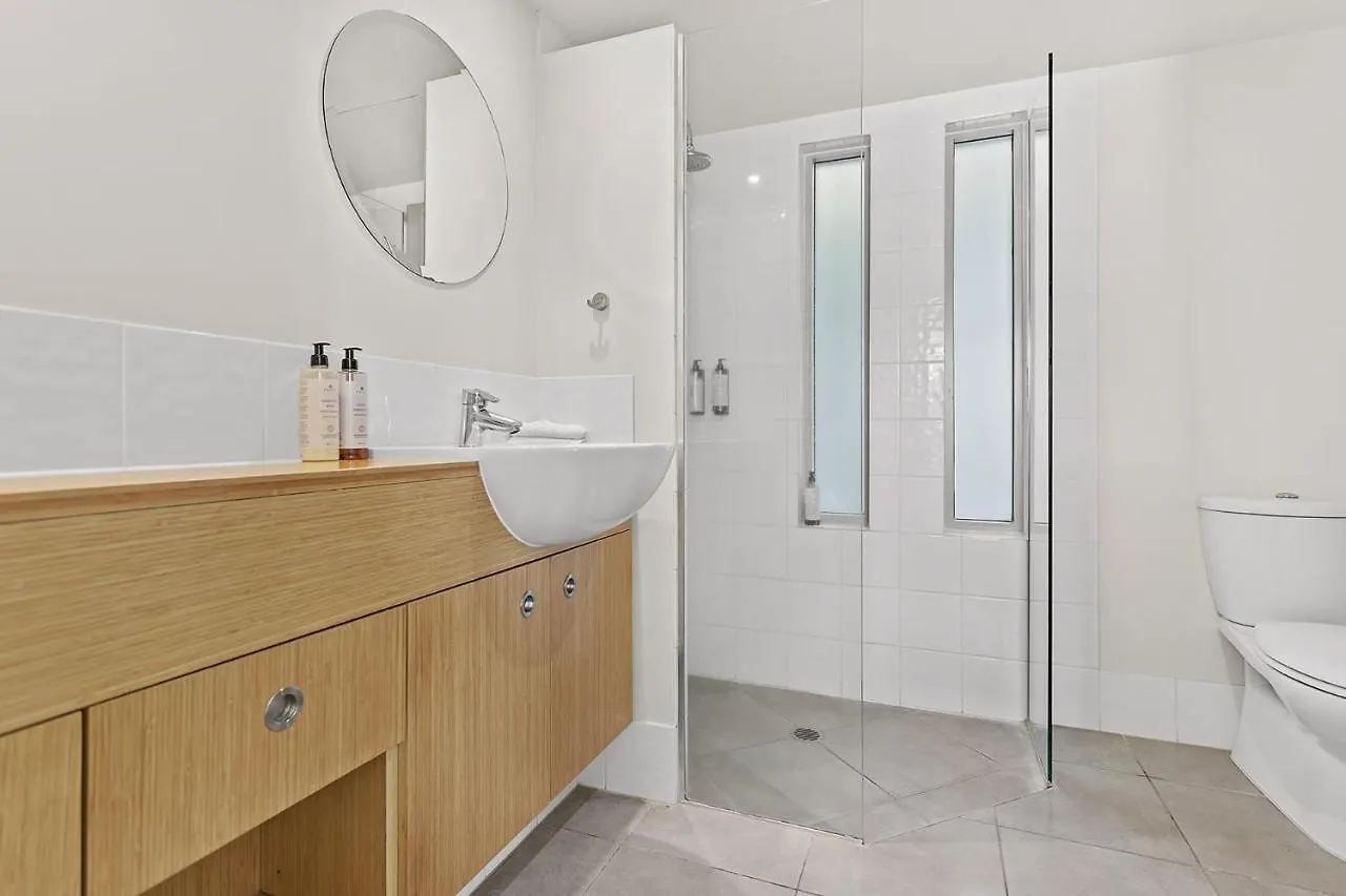 Airlie Beach Ocean Views & Resort Living @ 231 Apartament