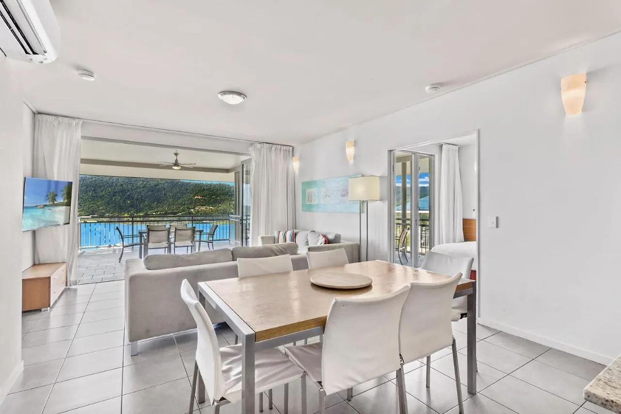 Airlie Beach Ocean Views & Resort Living @ 231 Airlie Beach