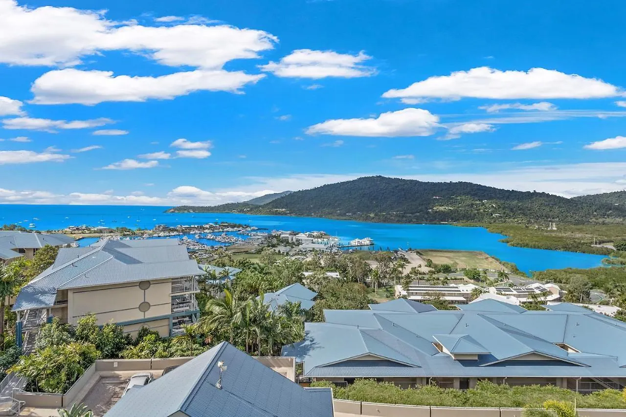 Airlie Beach Ocean Views & Resort Living @ 231