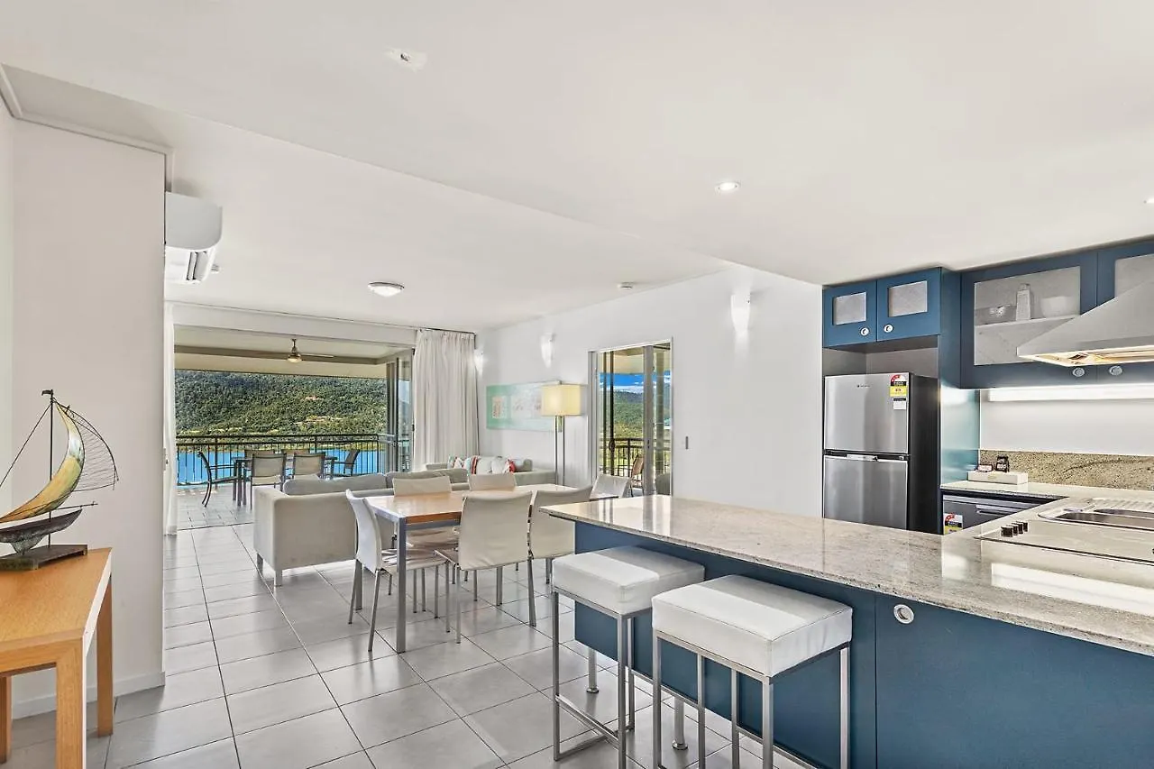 Airlie Beach Ocean Views & Resort Living @ 231